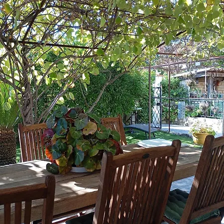 Apartament Bas De , Coin Detente Exterieur Et Parking