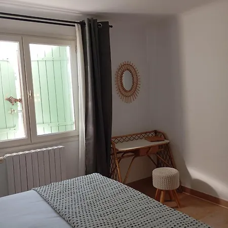 Bas De , Coin Detente Exterieur Et Parking Cagnes-sur-Mer