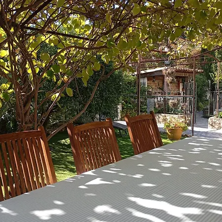 Bas De , Coin Detente Exterieur Et Parking Cagnes-sur-Mer